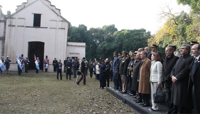 SCHIARETTI. En el acto por el Día de la Bandera en Pilar (Prensa Gobierno de Córdoba).